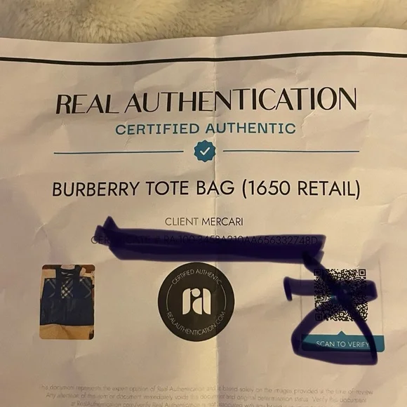 BURBERRY TOTE WITH COA (1650 RETAIL) - Picture 13 of 13